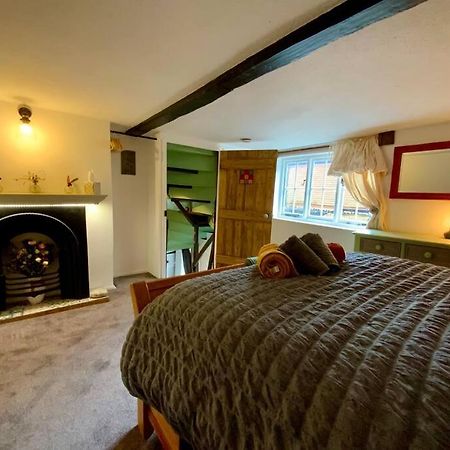 Beautiful 500 Year Old Listed Kentish Cottage Wingham エクステリア 写真