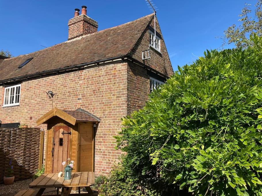 Beautiful 500 Year Old Listed Kentish Cottage Wingham エクステリア 写真